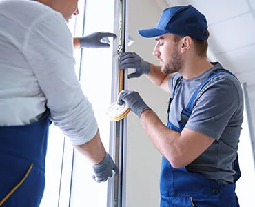 glass repair experts in Oakland Park, FL